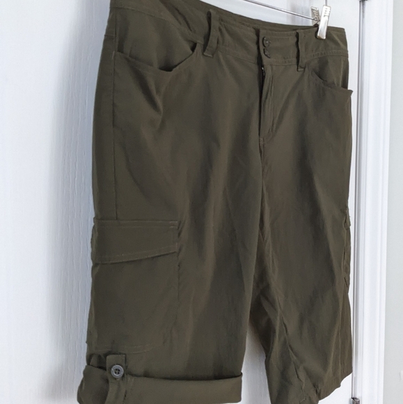PATAGONIA roll up cargo light weight trail hiking shorts khaki green size 10 @Z - Picture 6 of 11